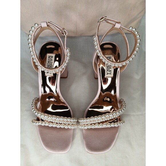Badgley Mischka Feisty Pearl Block Heel Sandals Size 7 Pink Satin Wedding Prom - Picture 2 of 10